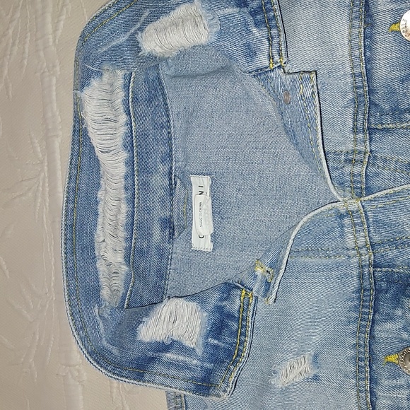 Cavalini embroidered distressed jean jacket - Picture 7 of 12